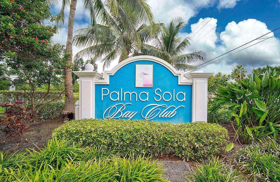 Palma Sola Bay Club Condominium-1